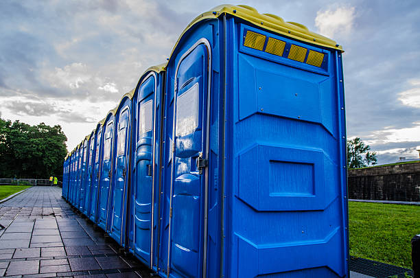 Best Best portable toilet rental  in Gibraltar, MI